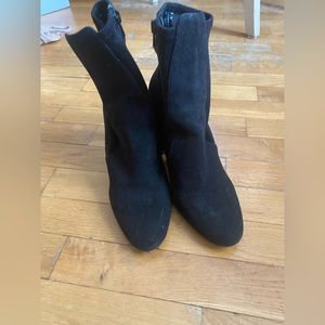 Aldo Suede Heeled Boots $25 Size 9